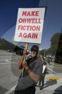 Protests Erupt At Pompano Beach ICE Detention Facility After Fatal Minneapolis ICE Shooting - Pompano Beach,  Florida 1 Jan 2026