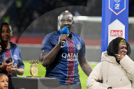 Célébrités lors du 16ème de finale de la Coupe de France entre le PSG face au Paris FC (01) au Parc des Princes à Paris