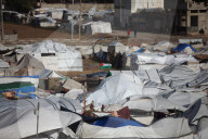 Heavy rains damage Gaza tents