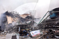 14 Dead in Shopping Center Fire - Pakistan