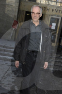 Bernhard Goetz fights drug charge