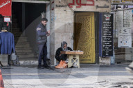 Elderly Vendor Refuses to Sell Until Daily Quran Recitation is Complete - Iraq