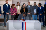 Meeting For New Caledonia - Paris