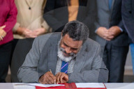 Meeting For New Caledonia - Paris