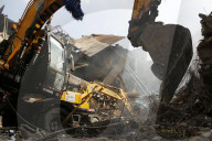 26 Dead After Massive Mall Fire - Pakistan