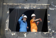 26 Dead After Massive Mall Fire - Pakistan