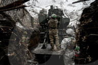 Ukrainian artillery soldiers in action in Donetsk region