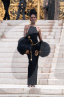 PFW - Schiaparelli - Outside Arrivals