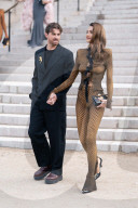 PFW - Schiaparelli - Outside Arrivals