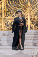 PFW - Schiaparelli - Outside Arrivals