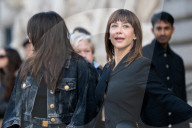 PFW - Schiaparelli Outside