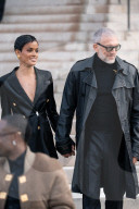 PFW - Schiaparelli Outside