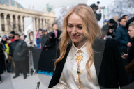 PFW - Schiaparelli Outside