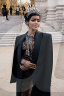 PFW - Schiaparelli Outside