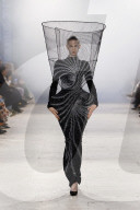 MODE - Paris Haute Couture Frühling Sommer 2026: Rahul Mishra