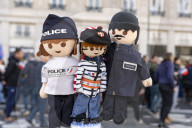 Jean-Michel Aulas participe à la manifestation des policiers, protestant contre leurs conditions de travail dégradées à Lyon