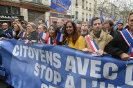 Sarah Knafo et Marion Maréchal soutiennent la manifestation des policiers organisée par le syndicat Alliance Police nationale à Paris