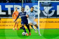 Match de football en ligue 1 McDonald's : Egalité 2 - 2 entre le Paris FC et Marseille au stade Jean Bouin à Paris