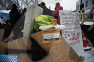 Citizens patrol Minneapolis streets looking for ICE agents