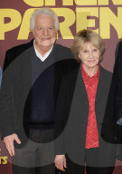 Première du film "Chers parents" au cinéma UGC Ciné Cité Bercy à Paris