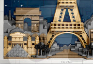 LEGO immortalise la Cité de l'Amour avec un coffret Paris