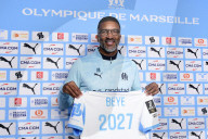 Conférence de presse d'Habib Beye, nouvel entraîneur de l'Olympique de Marseille au Centre Robert Louis Dreyfus à Marseille