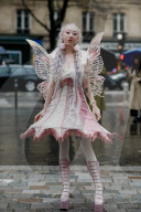 PFW - Stephane Rolland Street Style