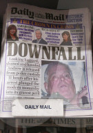 ROYALS - Andrew Mountbatten-Windsor-Verhaftung auf allen Titelseiten der britischen Zeitungen