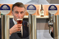 Le président français Emmanuel Macron lors de l'ouverture de la 62ème édition du Salon international de l'agriculture (SIA) à Paris Expo Porte de Versailles