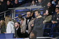 Célébrités dans les tribunes lors du match de football opposant le Paris Saint-Germain (PSG) face à FC Metz au Parc des Princes à Paris