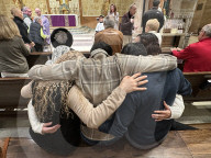 Lent 2026: Hispanic Family Praying in Memphis