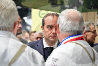 Le Premier ministre Sébastien Lecornu dans les allées et les stands de la 62ème édition du Salon international de l'agriculture (SIA) à Paris Expo Porte de Versailles
