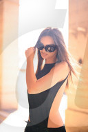 Emily Ratajkowski rentre à son hôtel à Paris après le défilé Courrèges Prêt à Porter femme automne/hiver 2026-2027 (PFW)