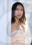 Les célébrités au défilé Chloe "Collection Femme Prêt-à-Porter Automne/Hiver 2026-2027" lors de la Fashion Week de Paris (PFW)