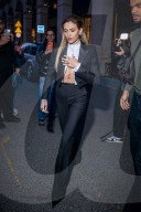 Paris Jackson à la sortie de l'hôtel Costes pour se rendre au défilé Tom Ford lors de la Fashion Week de Paris (PFW)