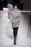 MODE - Paris Fashion Week Herbst/Winter 2026: ISSEY MIYAKE