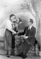 edward weston, tina modotti, arrival, flowers, mexico, central america, america, artist, 1924, photography, history, h
