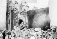 nagasaki after atomic bomb strike in 1945