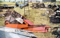 10852912, westfeldzug, invasion, franzosische flugzeuge, zerstort, wrack, wrackteile, schrott, abgeschossen, luftwaffe, frankrei