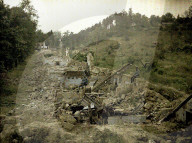 war, europe, world war i, 1917, europe, world war, color photo, autochrome, f. cuville, western front, department aisne, france, factory, ruins, soldier, cuffies,