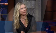 Michelle Pfeiffer fait la promotion de la série "The Madison" lors du talk-show de Stephen Colbert
