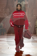 Défilé Lacoste Collection Femme Prêt-à-Porter Automne/Hiver 2026-2027 lors de la Fashion Week de Paris (PFW) à Roland Garros