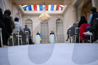 Macron Hosts Zelensky - Paris