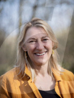 ‚ÄòMassive boost of serotonin!‚Äô: How a dose of nature is treating mental illness