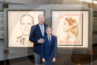 Le prince Albert II de Monaco et le prince Jacques ont inauguré une exposition intitulée "Du Musée des Monnaies au Musée des Timbres et des Monnaies", à l'occasion du 30e anniversaire du Musée des Timbres