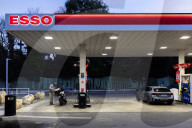 Station-service a 2,50 euros deserte par les clients a Nice