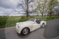 Seasonal Weather, Wimbledon Common, London, UK - 05 Apr 2026