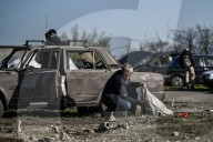 Russian strike on Zaporizhzhia kills woman